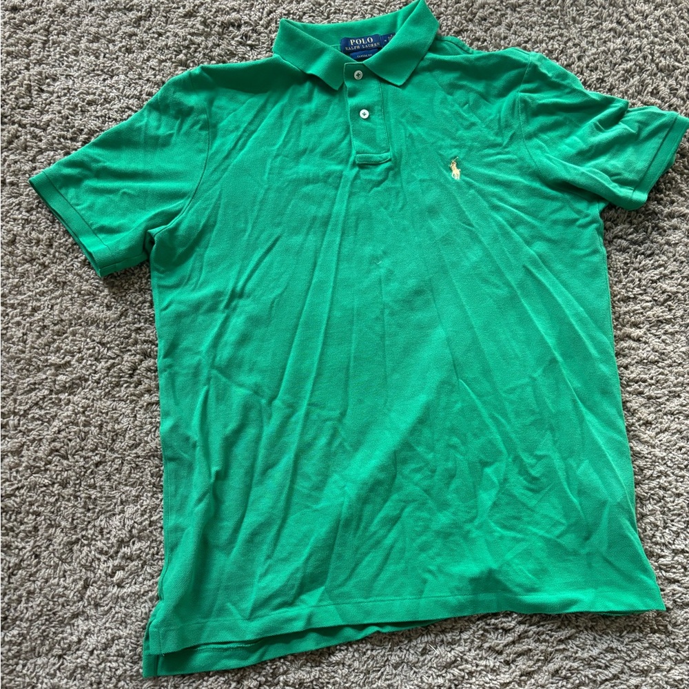 Green size M polo shirt